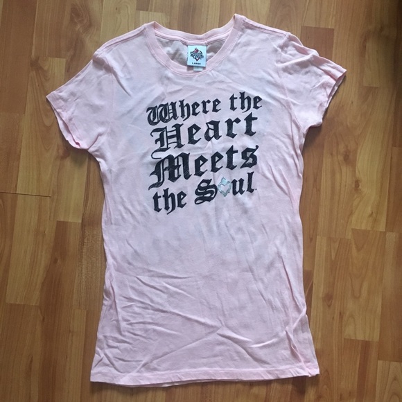 House of Blues Pink Iridescent Angel Wings T-shirt - Picture 2 of 8